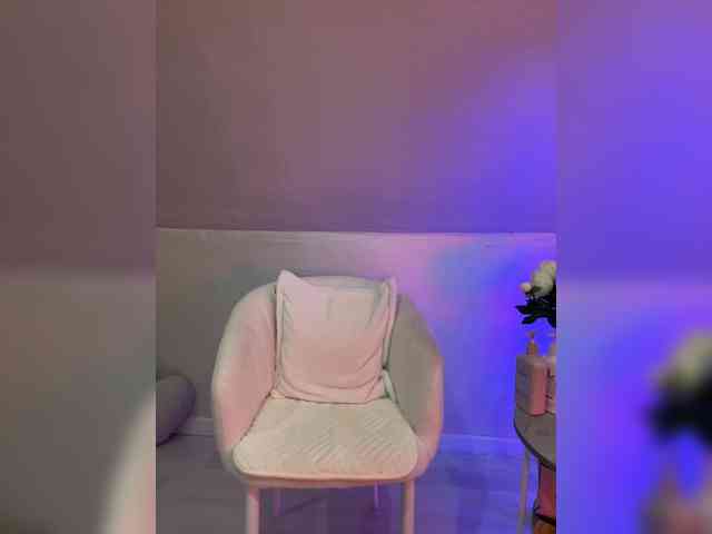 upskirt webcam HollyPolly111