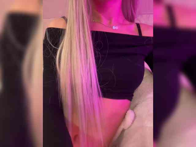 striptease webcam HollyPolly111