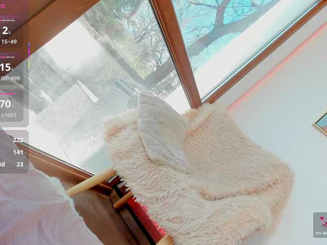 Mia-Milan18's BongaCams show and profile