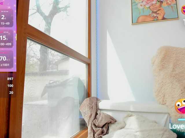 Mia-Milan18's BongaCams show and profile