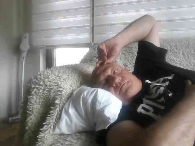 APAT1 Live Webcam on BongaCams