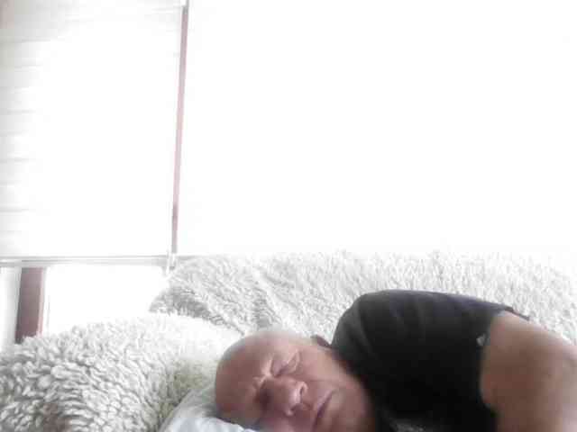 APAT1 Live Webcam on BongaCams