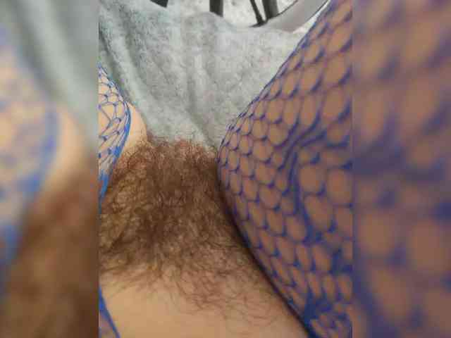 Mary_Traxwell webcam