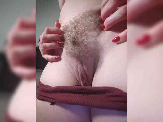 Mary_Traxwell webcam