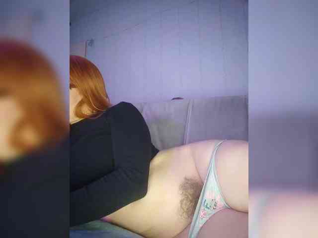 Mary_Traxwell webcam