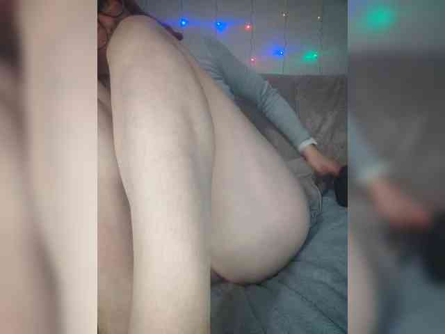 Mary_Traxwell webcam