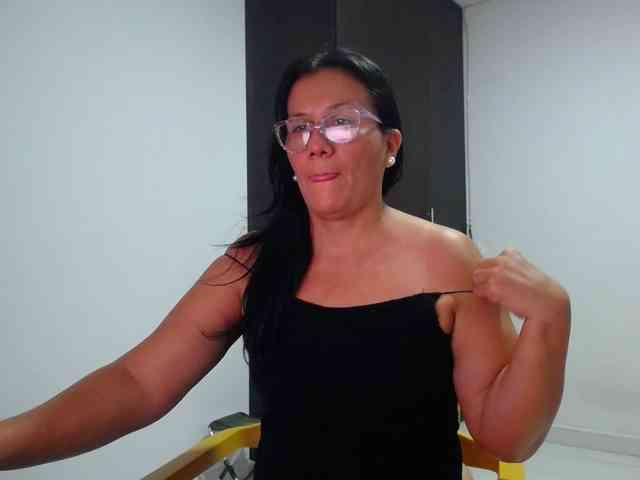 abriyiz-92 webcam