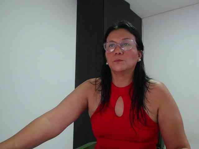 abriyiz-92 webcam