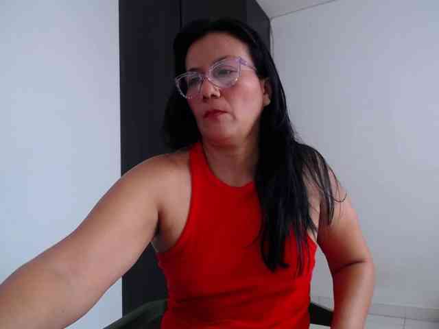 abriyiz-92 webcam