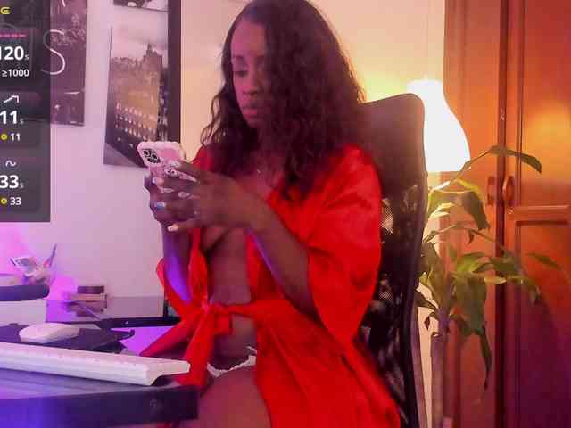 BrianaBrown webcam