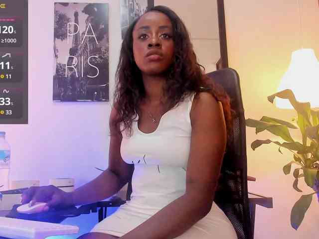 BrianaBrown webcam