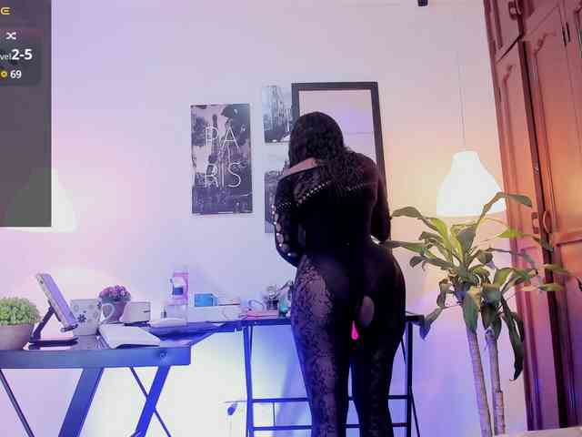 BrianaBrown webcam
