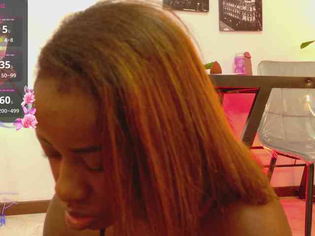 real live web cam BrianaBrownn