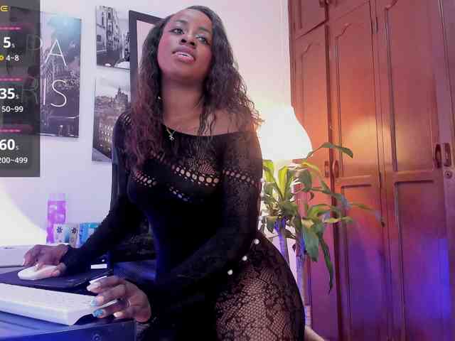 BrianaBrown webcam