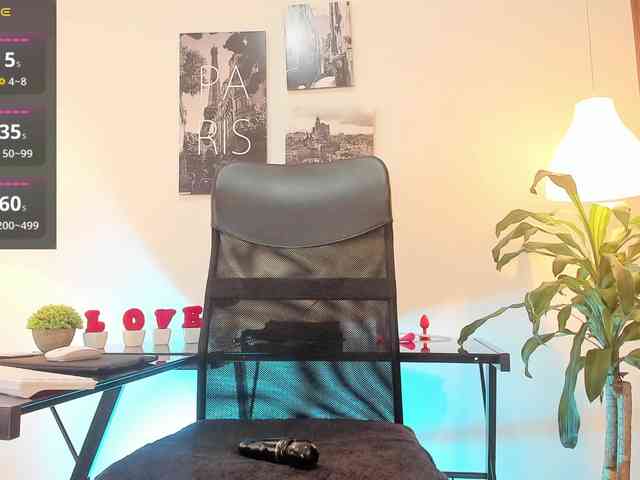 BrianaBrown webcam