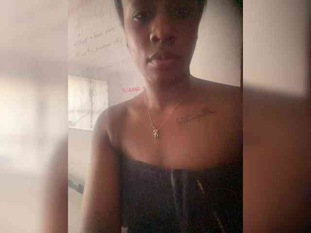 BrianaBrownn webcam