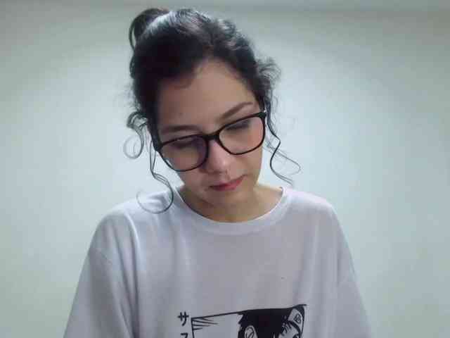 Roxy-smithh webcam