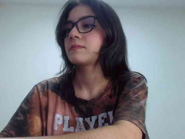 Roxy-smithh webcam