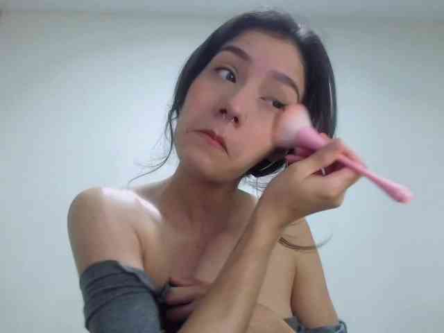 Roxy-smithh webcam