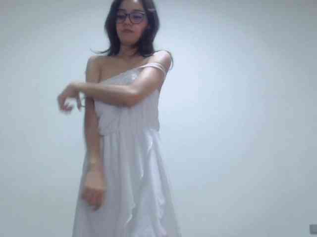 Roxy-smithh webcam