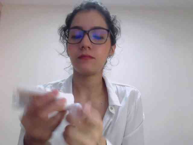 Roxy-smithh webcam