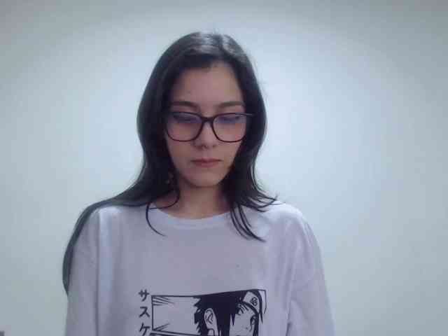 Roxy-smithh webcam
