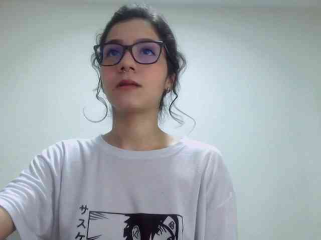 Roxy-smithh webcam