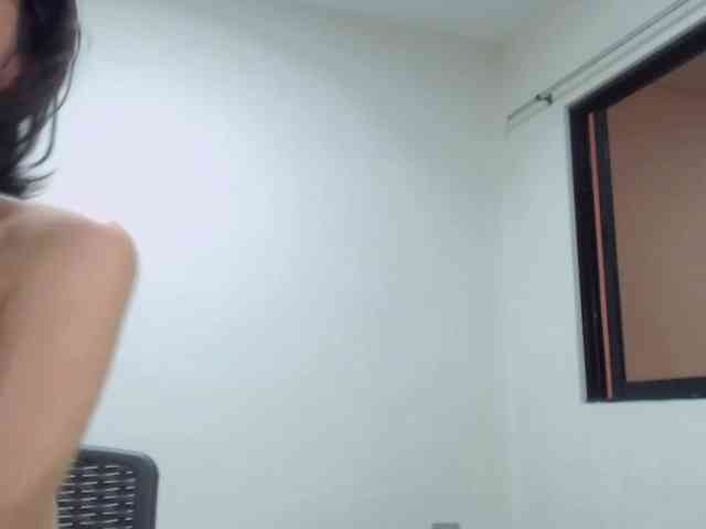 Roxy-smithh webcam