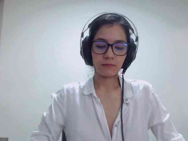 Roxy-smithh webcam