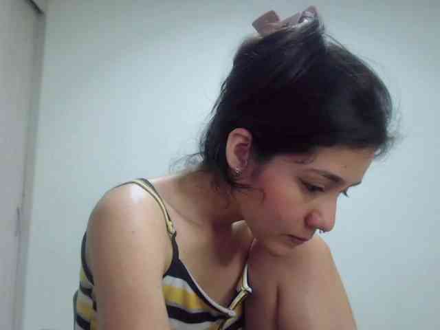 Roxy-smithh webcam