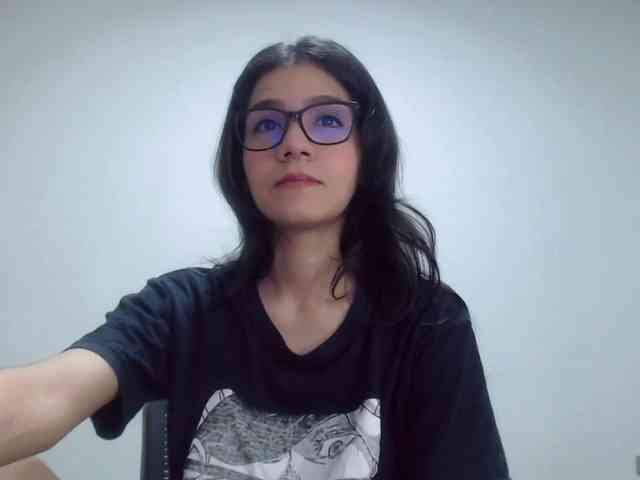 Roxy-smithh webcam