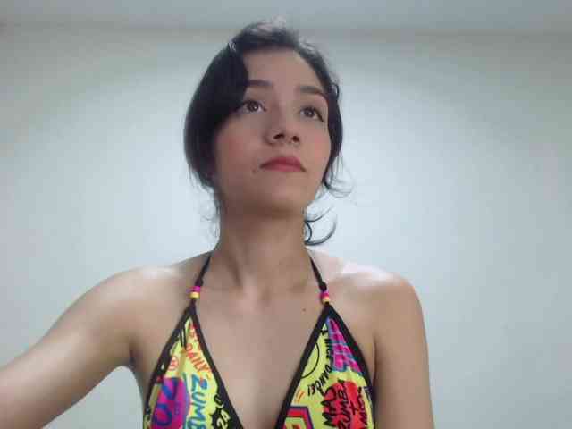 Roxy-smithh webcam