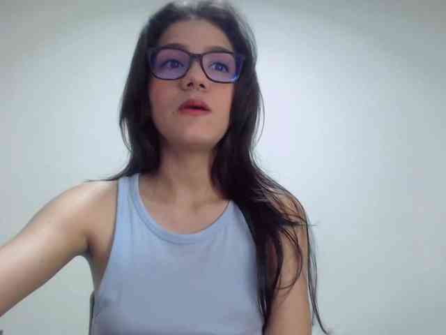 Roxy-smithh webcam