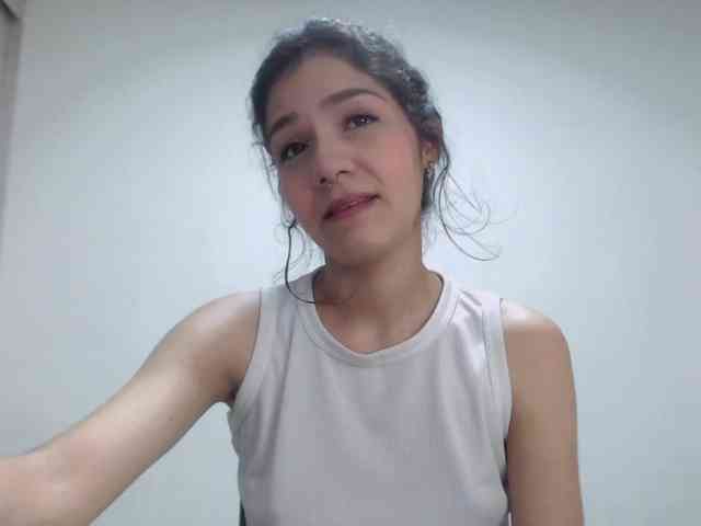 Roxy-smithh webcam