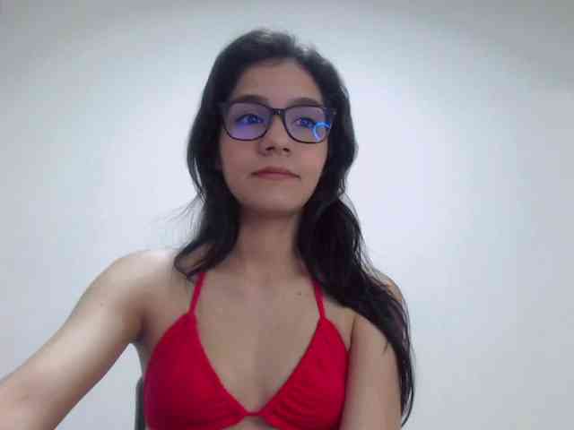 Roxy-smithh webcam