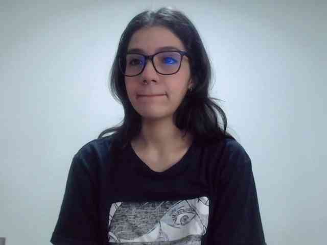 Roxy-smithh webcam