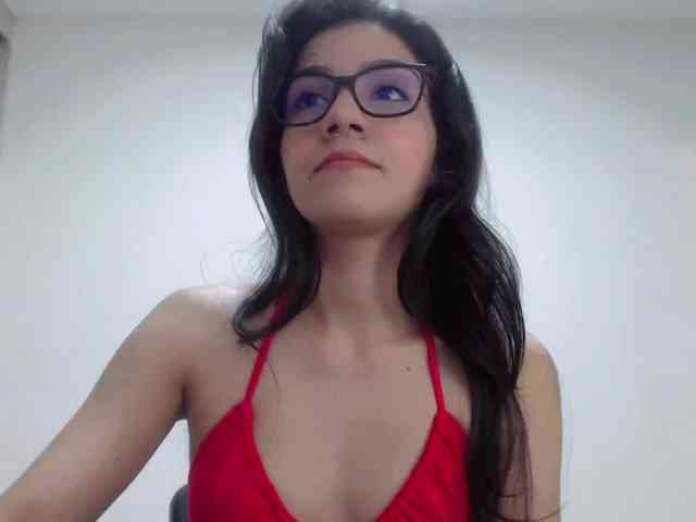 Roxy-smithh webcam