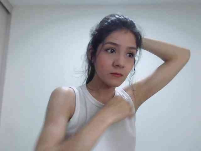Roxy-smithh webcam
