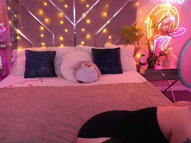 CassandraStars's BongaCams show and profile