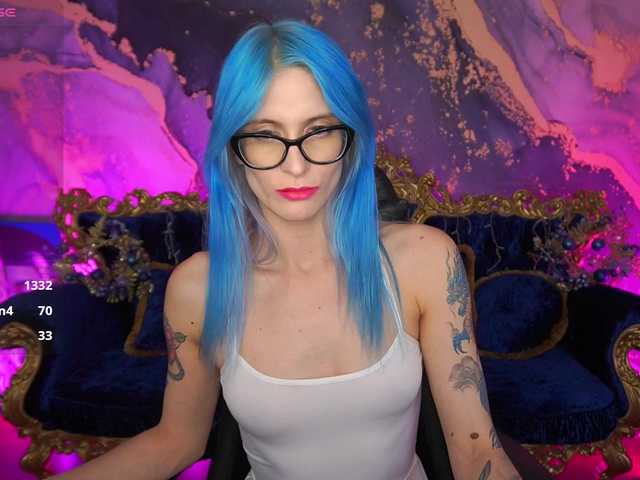CassandraStars's BongaCams show and profile