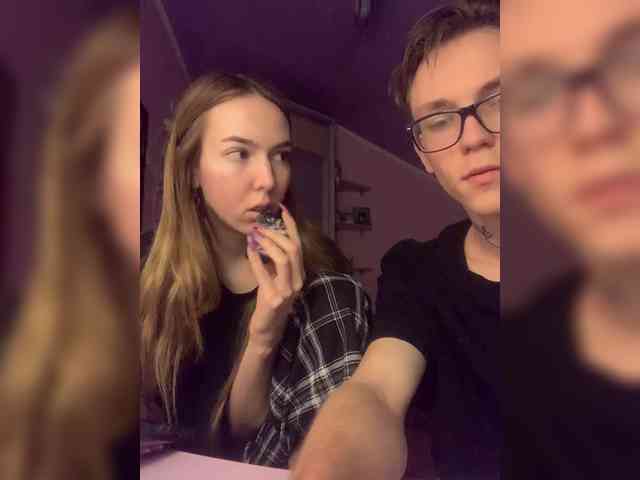 AlxAndNstya webcam