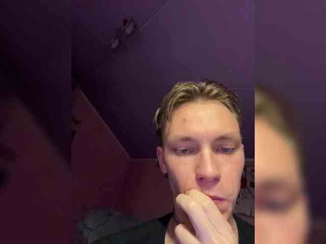 AlxAndNstya webcam