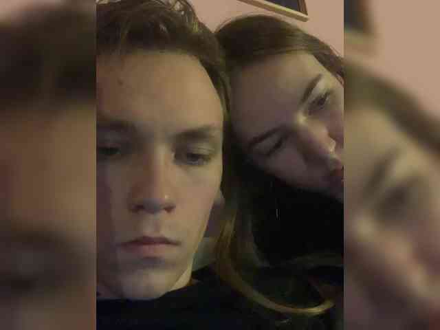 AlxAndNstya webcam