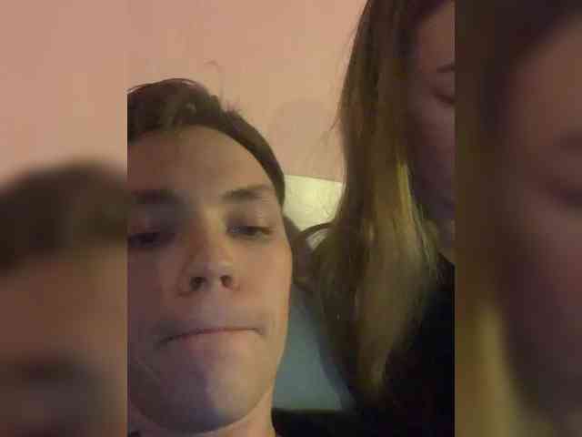 AlxAndNstya webcam