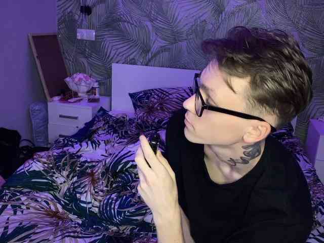 sex chat AlxandNstya
