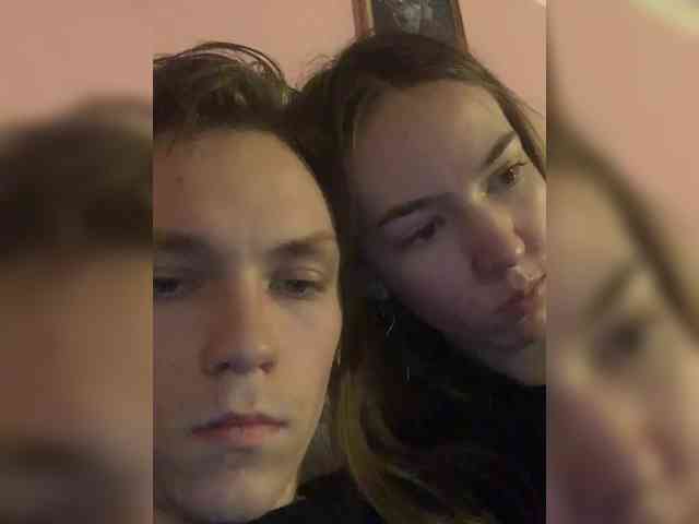 AlxAndNstya webcam