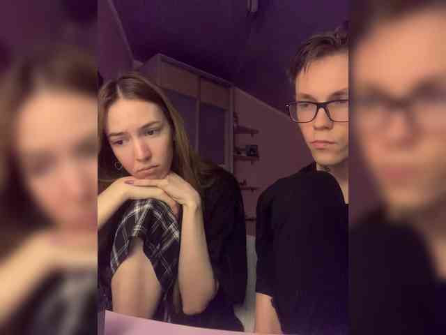 AlxAndNstya webcam