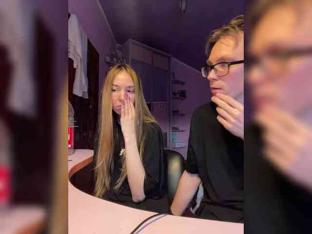 AlxAndNstya webcam