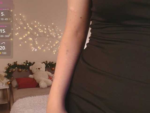 Emily-relish live cam