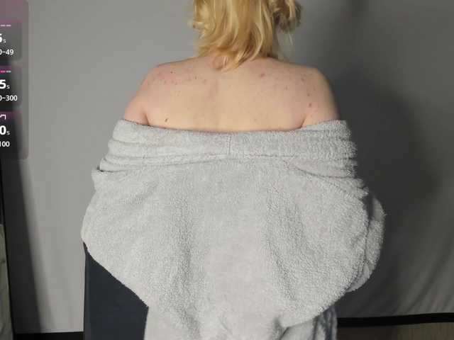 Emily-relish's BongaCams show and profile